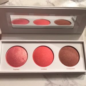 Realher Be Fearless, Be Limitless Blush Kit